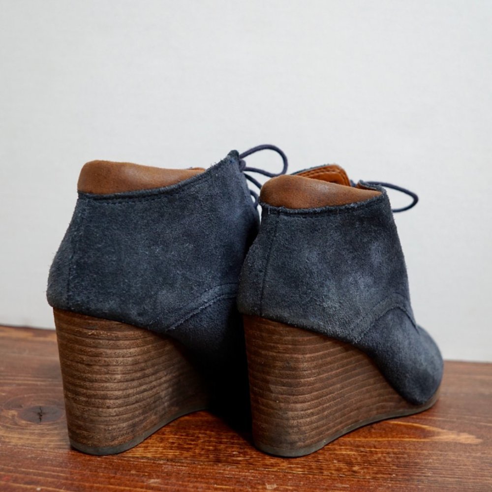 Lucky Brand Suede Lace-Up Wedge Booties - Picture 5 of 10